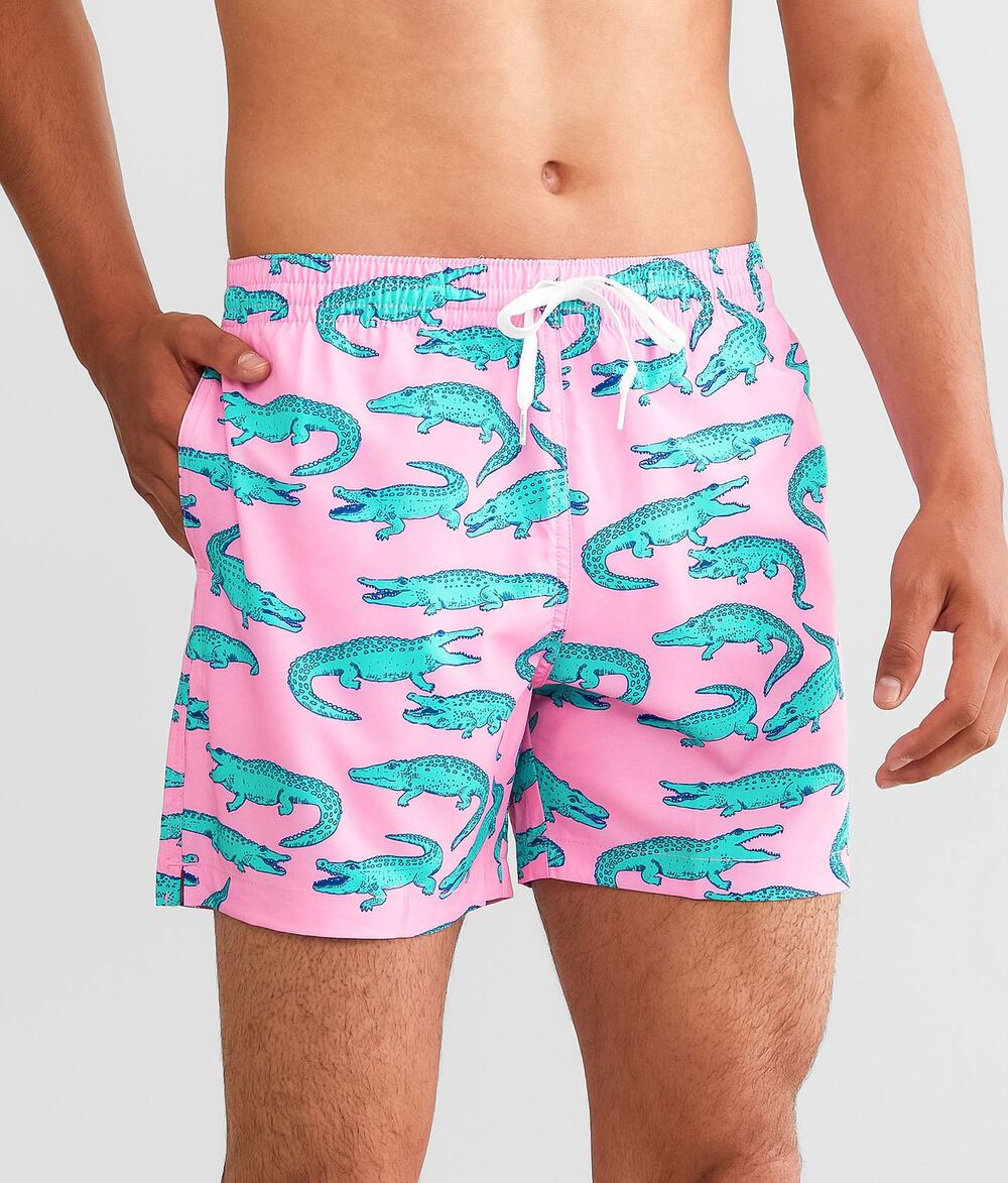 Chubbies Buckle Men’s 5’5 The Glades Alligator Pink Swim Suit Trunks Size Small